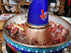 -毛辣果·贵州红酸汤牛肉火锅(西单店)