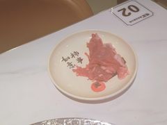 -嘎琉鲜切牛肉自助火锅