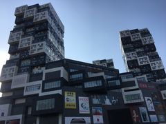 -资和信百货商场