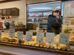 面包甜点陈列柜-富贵面包公司(运河店)