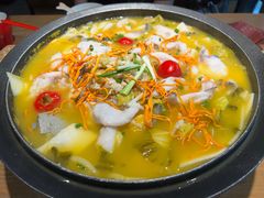 -山城外·非遗酸菜鱼(蜀都万达店)
