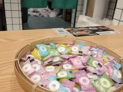 看到厨房地下的肉-蒙自源米线大王(江南西路店)