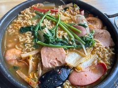 -牛信亭韩国料理·炭火烤肉(紫藤路店)