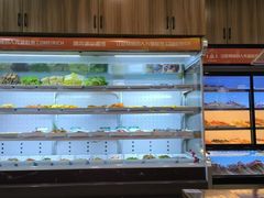 -哈尔滨小酒馆·鲜肉现穿自助烧烤(康新花园店)