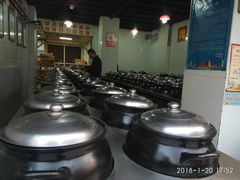 -烂瓦罐刘家猪蹄坊(药王洞店)