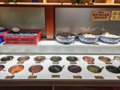 -乡土黄·鲜牛肉火锅·小龙虾(兴业街店)