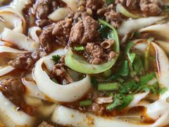秘制猪肉刀削面-老西儿面道削面馆(鲸园店)