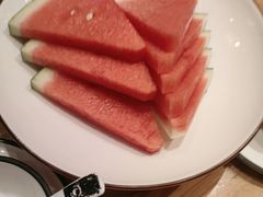 -帅巴人舅母子腊蹄民俗村