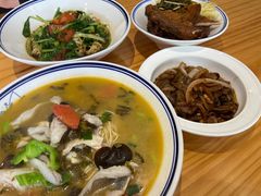 特大三鲜-天天鲜面馆(衡山路店)