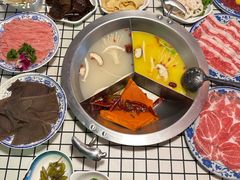 -山悦里 山野·鲜火锅(罗斯福广场店)