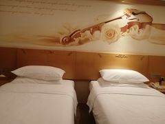 -维也纳酒店(广州增城万达广场地铁站店)