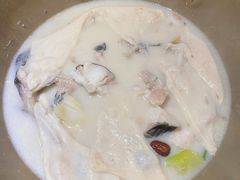 湖团鱼-滇香肴·云南菜蒸汽石锅鱼(云南北路店)