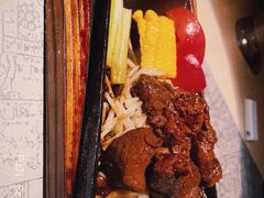 -穹六人间 people 6(岳阳路店)