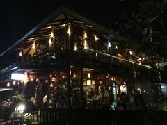 -Dash Teak House