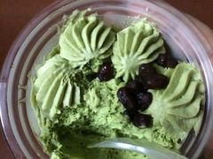 -红宝石·鲜奶小方·海派西点房(丰庄店)