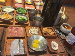 -银米·云南传统过桥米线(双廊黑金冠店)