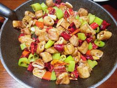 鹅卵石爆肥肠-老板恋上鱼(高新万达店)