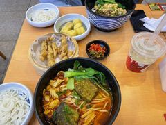 -霸蛮湖南米粉(亦庄力宝华联店)