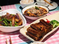 自磨养生黑豆腐-胡桃里音乐酒馆(罗湖HALO广场店)