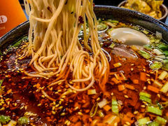 -臻老板牛肉面(光华路SOHO店)