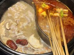 -钢管厂五区小郡肝串串香火锅(梅川路店)
