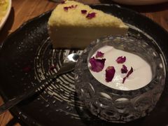 -玛格萝妮(汇智国际商业中心店)