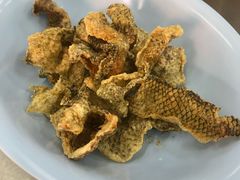 炸鱼皮-榮泰米粉湯(Left Shop)