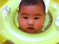 -亲亲天使婴儿游泳馆(堡镇店)