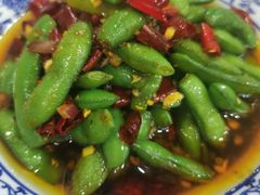 -江城燕子大排档(江汉路步行街店)