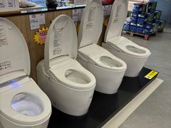 -百安居装修建材卖场(罗湖店)