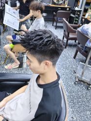 -藤野造型专业烫染接发