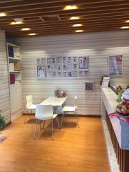 -苗方清颜专业祛痘养生