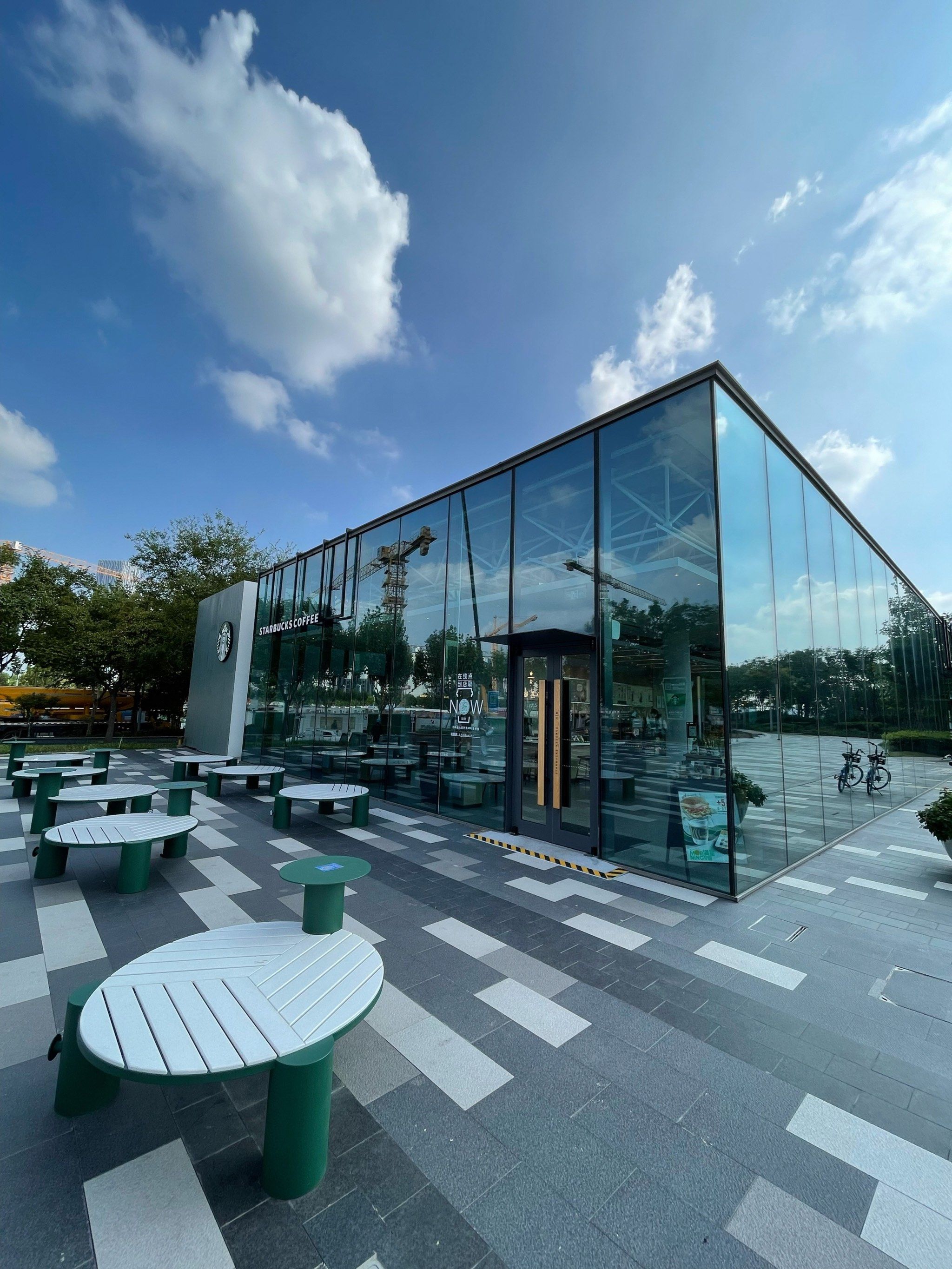 星巴克臻选(上海前滩友城公园店)