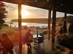 -12 Rocks Beach Bar Cafe