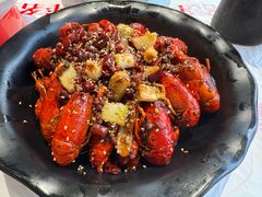 -侠舍·江湖小龙虾大排档(沌口总店)