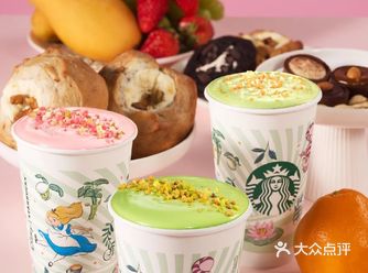 把春天装进杯子里|喜茶、瑞幸、星巴克新品来袭