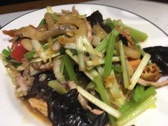 大席小炒-丁里羊肉小镇(天鹅湖总店)