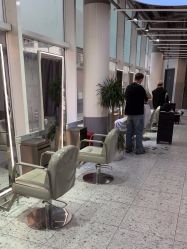 -PE SALON 
