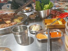 -哈哈碳都·牛肋条无限自助烤肉(宝龙店)
