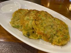 西葫芦饼配酸奶-TUK土耳其餐厅·下午茶(卢湾店)