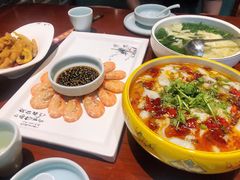 -明城饭店(万科九都荟店)