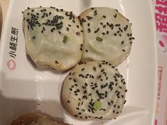 -小杨生煎(金山百联购物中心3楼店)