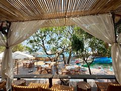 -美人鱼悬崖海景餐厅(鹿嘴山庄店)
