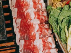 -老牌坊云南鱼豆花火锅(哈西万达店)