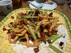 -黄泥岗·地道湖北菜(奥特莱斯店)