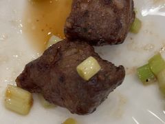 蒜片一口牛柳粒-翠园(北京王府中环店)
