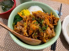 招牌温泉蛋烤肉饭-活鳗饭·鹅肝范儿(高碑店店)