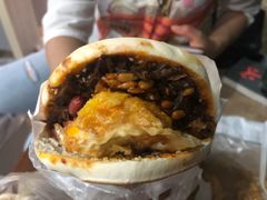 -老马家马蓉蛋菜夹馍·腊牛肉夹馍(回民街店)