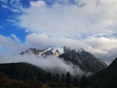 -亚拉雪山风景区