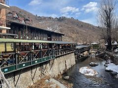 -北京水岸山吧度假村(雁栖镇店)